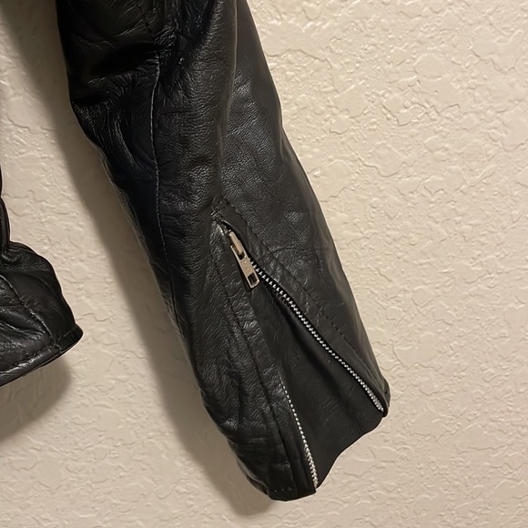 Vintage 80s Black Biker Rock-N-Roll Leather Studded Jacket  Zip-Front - Picture 5 of 10